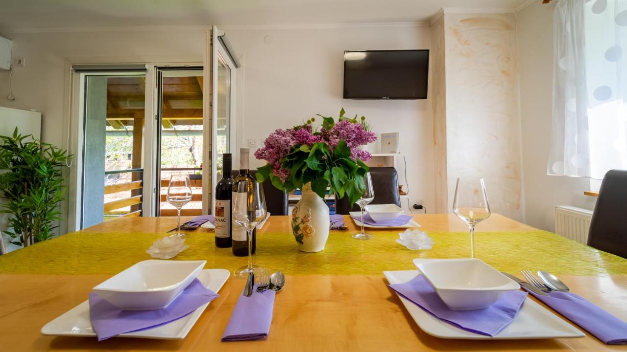 Holiday Home "Sleme" With Jacuzzi, Big Garden And Arbor With Fireplace Skrad Eksteriør bilde
